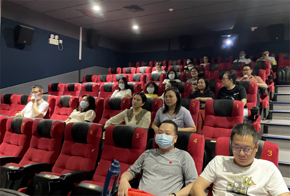 傳承紅色基因——開平市政數局開展《暴風》觀影活動_4