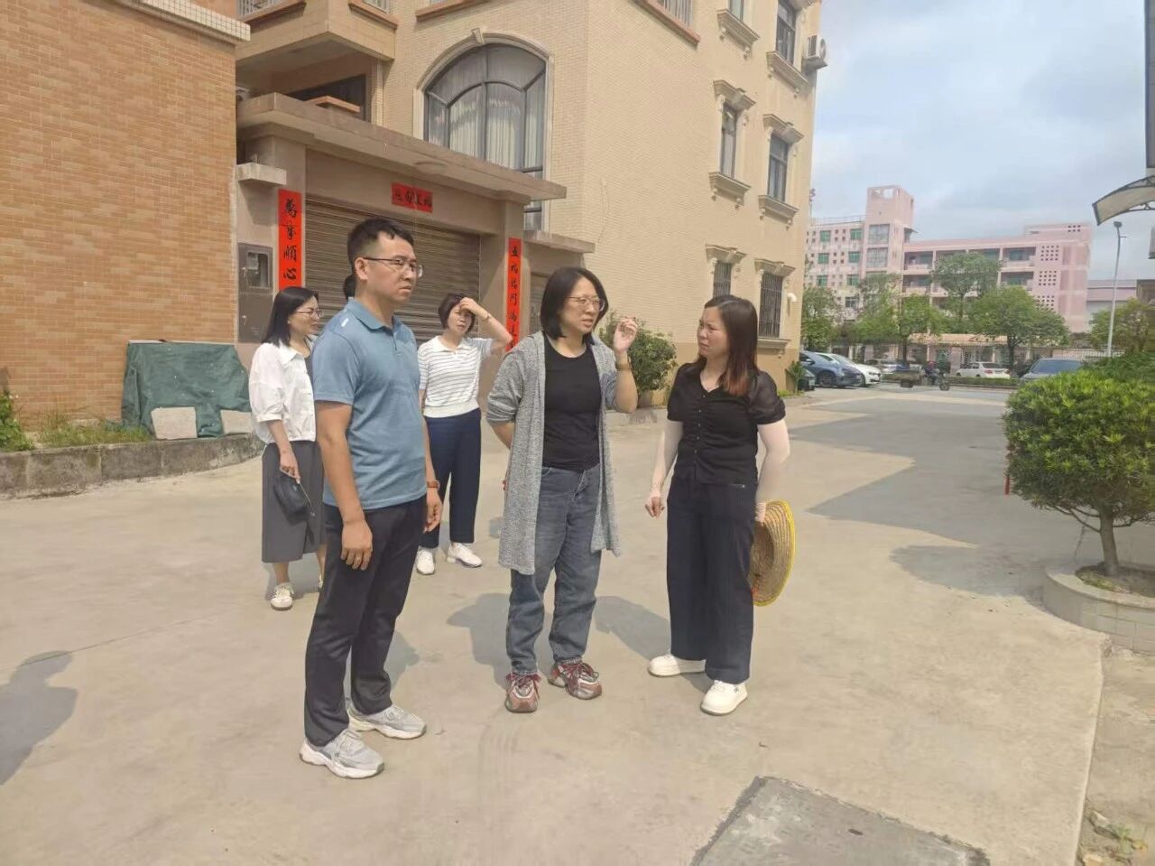 梁俏筠副市長帶隊(duì)檢查督導(dǎo)愛國衛(wèi)生運(yùn)動(dòng)，強(qiáng)化“兩熱”防控，扎實(shí)推進(jìn)第38個(gè)愛國衛(wèi)生月活動(dòng)