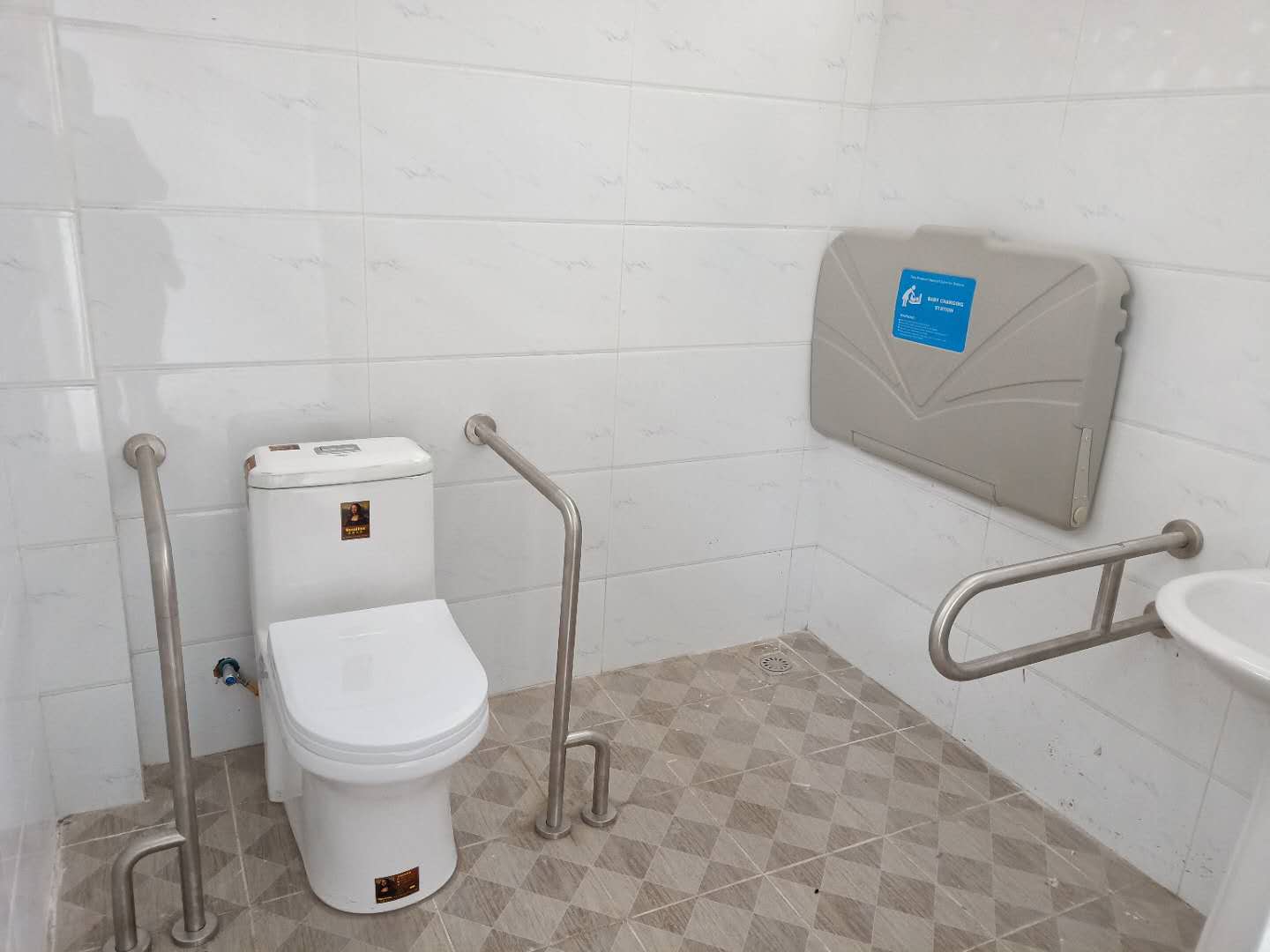 八一垺沖村公廁墻身第三衛生間.jpg 八一垺沖村公廁墻身第三衛生間.jpg